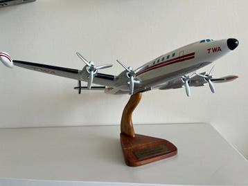 Balifurnish - Avion miniature - Lockheed L-1049G Super