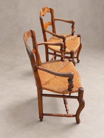 Stoel (2) - Walnoot - Louis XV provencaals