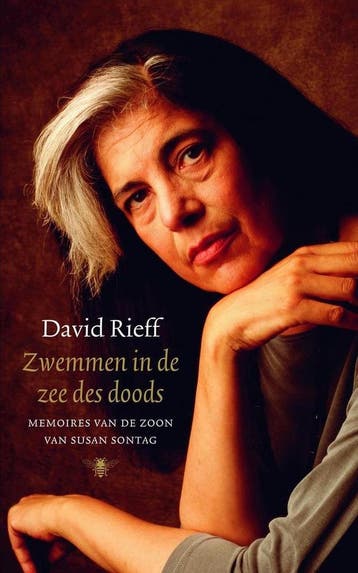 Zwemmen in de zee des doods 9789023429012 D. Rieff, Verzenden, D. Rieff