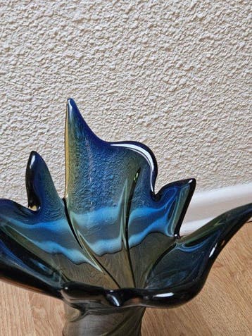 Vase - Verre - Vase en verre sommerso.