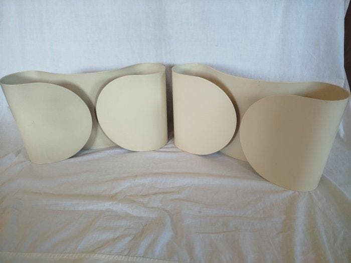 Flos - Tobia Scarpa - Lamp (2) - Blad - Metaal - Paar Flos, Antiek en Kunst, Antiek | Verlichting