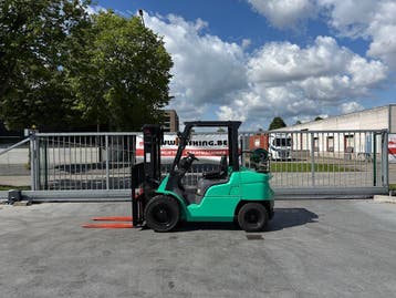 Mitsubishi FG30-F13F, LPG, Heftruck, Ophalen of Verzenden, Nissan