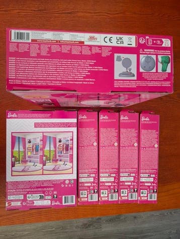 Barbie - Barbiepop Beauty Play Set en meerdere Barbie poppen