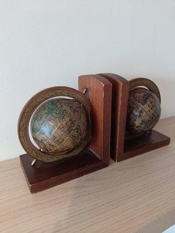 Boekensteunen (2) - Hout - Globe-boeksteunen