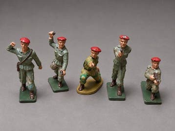 Militaire miniatuur beeldjes - Lot de 24 soldats miniatures