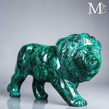 Lion en malachite naturelle du Congo - sculpture de