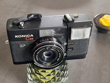 Konica C35 EF Viewfinder camera, Nieuw