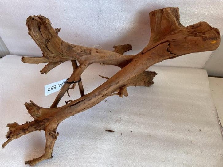 Al850  Fine Sinkingwood  64x35x25 cm aquarium decoratie hout, Animaux & Accessoires, Poissons | Aquariums & Accessoires, Envoi
