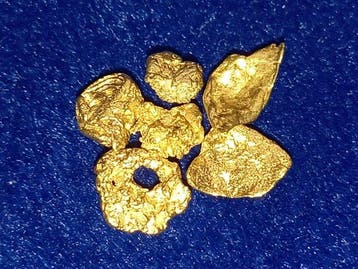 In tijden van crisis: koop nu gouden staven - Yukon/Canada