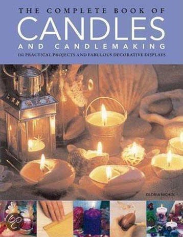 The Complete Book Of Candles And Candlemaking 9780754814573, Verzenden, Zo goed als nieuw, Gloria Nichol