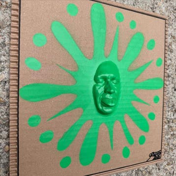 gregos - Green light mocking splash on paperboard