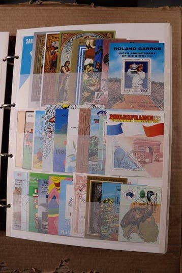 Le monde en dehors de lEurope 1972/2000 - Stock denviron