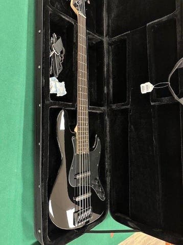 Schecter - J-5 rosewood blk + SCH-BASS - Case semirigido - -, Nieuw