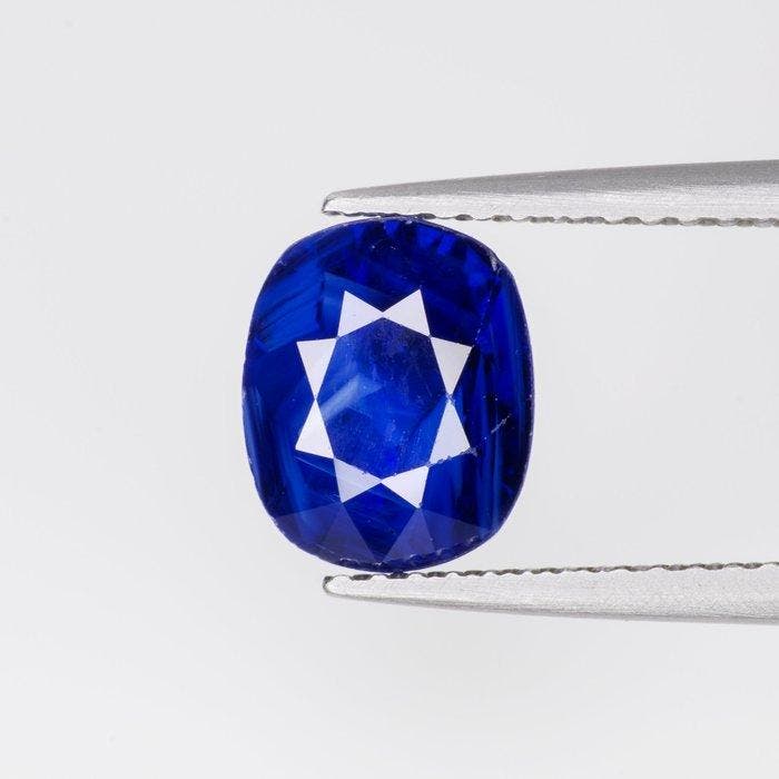 1 pcs Blauw Saffier - 2.60 ct - Asian Institute of, Bijoux, Sacs & Beauté, Pierres précieuses