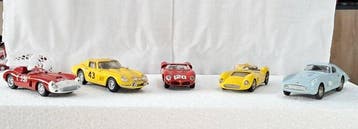 ART MODEL - BEST MODEL 1:43 - Model raceauto (5) - Ferrari, Nieuw