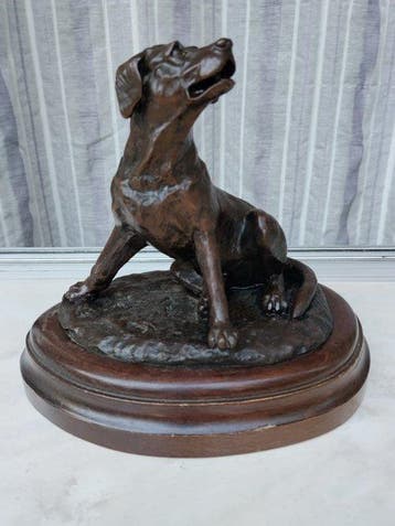 Victor Hayton (1945 - 2023) - sculptuur, Perro de caza -, Antiek en Kunst