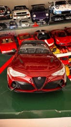 Bburago 1:18 - Voiture miniature - Alfa Romeo Giulia GTA, Nieuw