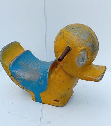 Équipement industriel - Italie - Canard en fonte dépoque