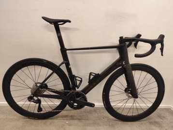 Factor Ostro Vam 2.0 maat 58 carbon, Zo goed als nieuw
