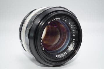 Nikon NIKKOR-S.C Auto 1:1.4 f=50mm Objectif d’appareil photo