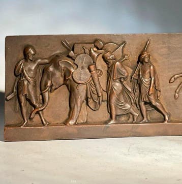 Beeldje - Classical Relief Plaque, Hannibal March with War