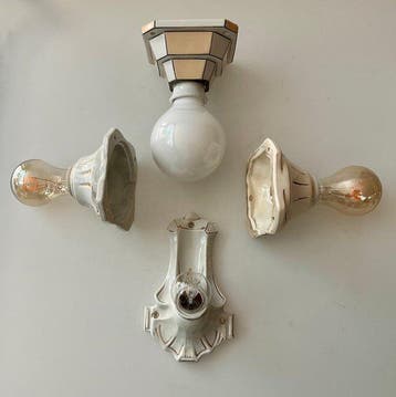 Creme met goede bies - Plafondlamp (4) - Porselein -, Antiek en Kunst