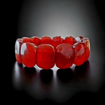 Karneool van fraaie kwaliteit. Armband in formaat XL.