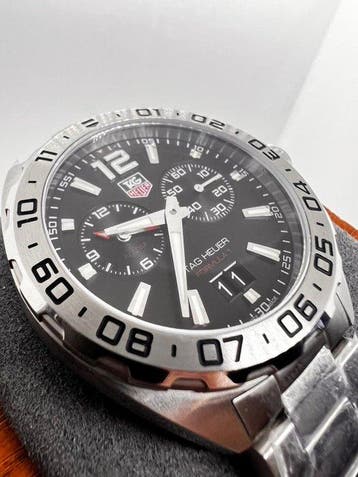 TAG Heuer - Formula 1 Big Date - WAZ111A.BA0875 - Heren -
