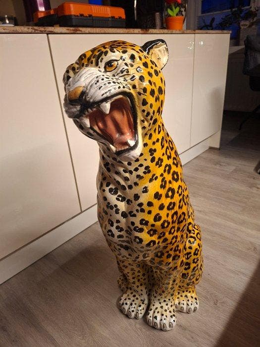 sculptuur, Keramik-Leopardenskulptur im italienischen Stil, Antiek en Kunst, Kunst | Designobjecten