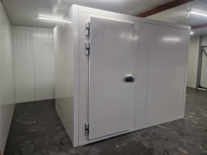 Koelcel 286 x 196 x 226 cm, Zakelijke goederen, Horeca | Keukenapparatuur, Gebruikt, Koelen en Vriezen