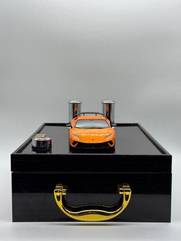 1:24 - Model sportwagen - Lamborghini Huracan Pure Sound, Nieuw