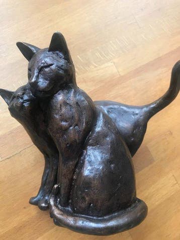 Beeld, two cats kissing - 18 cm - Brons