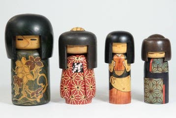 Creatieve Kokeshi-popjes (set van 4) door Kawase Yuji