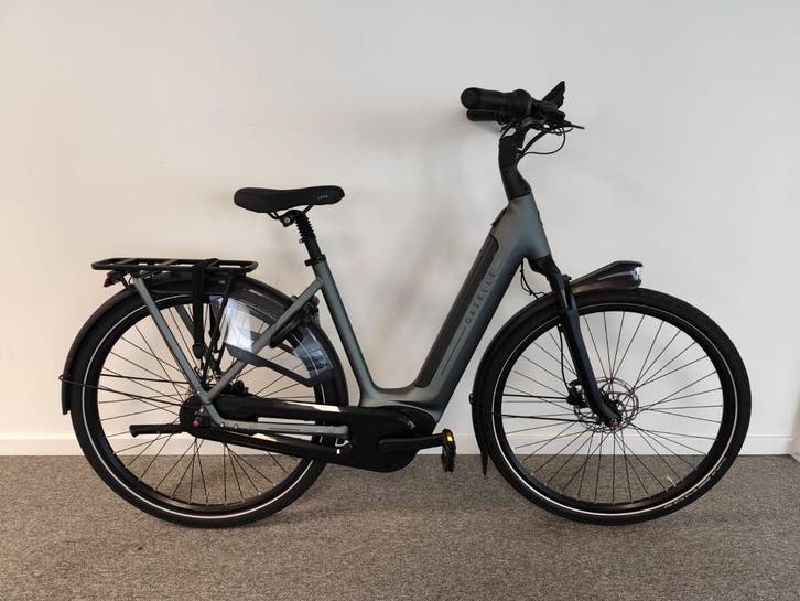 Gazelle  Grenoble C8+ maat 53 600Wh, Fietsen en Brommers, Elektrische fietsen, Zo goed als nieuw
