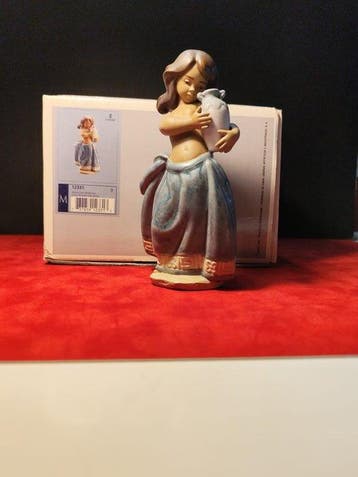 Lladró - Figuur - Piccola Contadina - Porselein