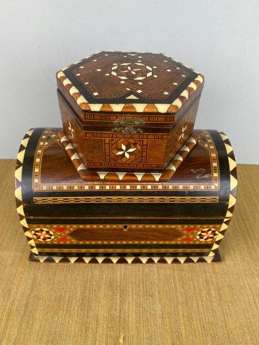 Sieradendoos (2) - Hout, Hout, bot en andere materialen, Antiek en Kunst, Curiosa en Brocante