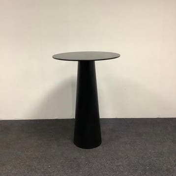 Design Moooi Container classic, sta tafel van Marcel, Gebruikt