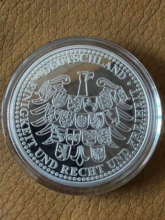 wereld. Superkitty Silver Plated - 37g (Zonder minimumprijs), Postzegels en Munten, Munten | Europa | Niet-Euromunten