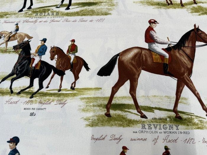 Ridders van Eer – Ruiterlijk Elegance op Meubelstof -, Antiek en Kunst, Antiek | Tapijten, Tafelkleden en Textiel