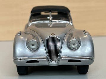 Franklin Mint 1:24 - Cabriolet miniature - Jaguar type XK