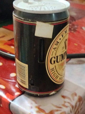 Generic - Gummess / Guinness can styled Radio
