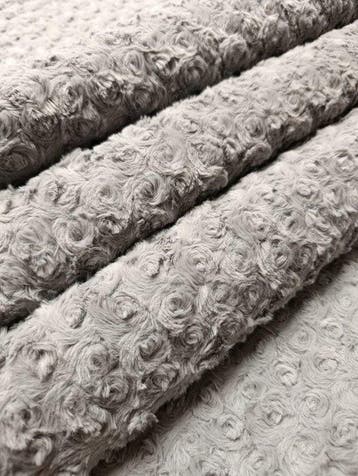 Z40 - 520 x 175 cm - Elegante tessuto in pelliccia ecologica