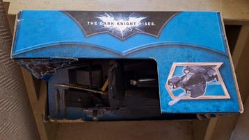 Mattel - Speelgoed The Bat with Launch & Attack Batman -