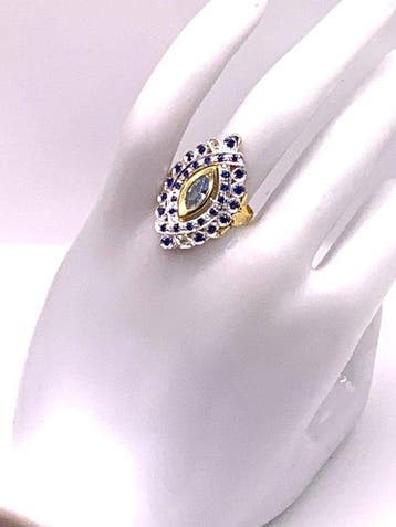 Sans prix de réserve - Bague de cocktail - 9 carats Or, Handtassen en Accessoires, Antieke sieraden