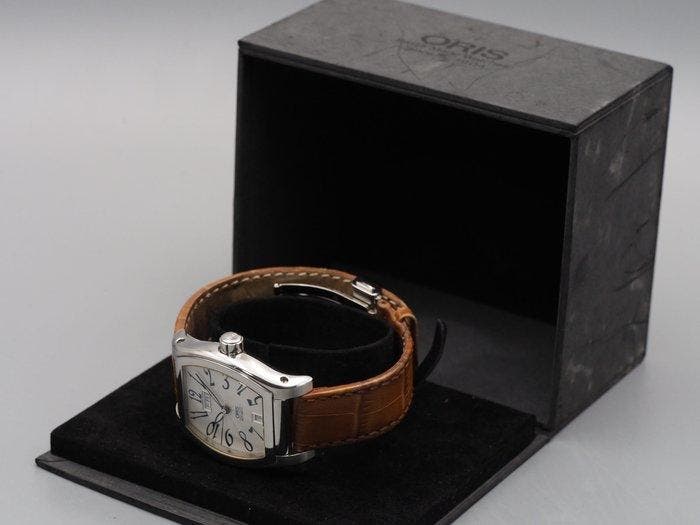 Oris - Oris Miles Tonneau Day-Date - Sans prix de réserve -, Bijoux, Sacs & Beauté, Montres | Hommes