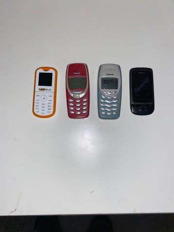 Nokia, BIC Alcatel , Fly Hummer H2 Nokia 3310 stijl 3410en