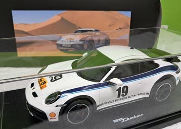 Spark 1:18 - Model sportwagen - Porsche 911 992 Coupè n.19