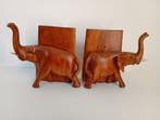 Boekensteunen (2) - Teak - olifantstandbeeld van teak