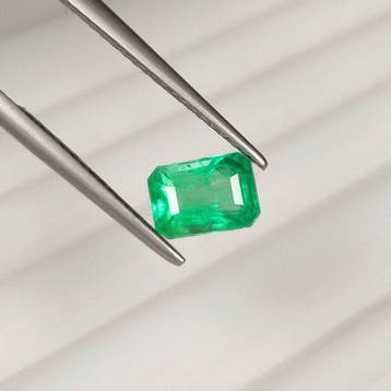 Zonder minimumprijs - 1 pcs Groen Smaragd - 0.96 ct -