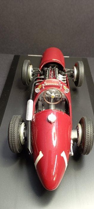 REVIAL Italien 1:20 - Model raceauto - Ferrari 500 / 1953 -, Nieuw